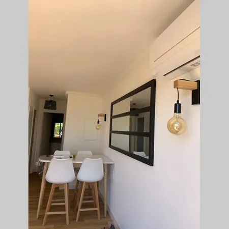 Cap Neree Petit Coin De Paradis Pieds Dans L Eau *