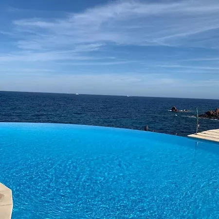 Cap Neree Petit Coin De Paradis Pieds Dans L Eau Apartamento Saint-Raphaël