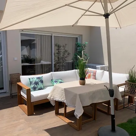 Cap Neree Petit Coin De Paradis Pieds Dans L Eau * Saint-Raphaël