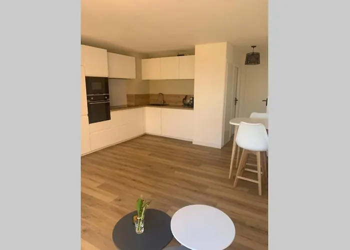 Lägenhet Cap Neree Petit Coin De Paradis Pieds Dans L Eau Saint-Raphaël