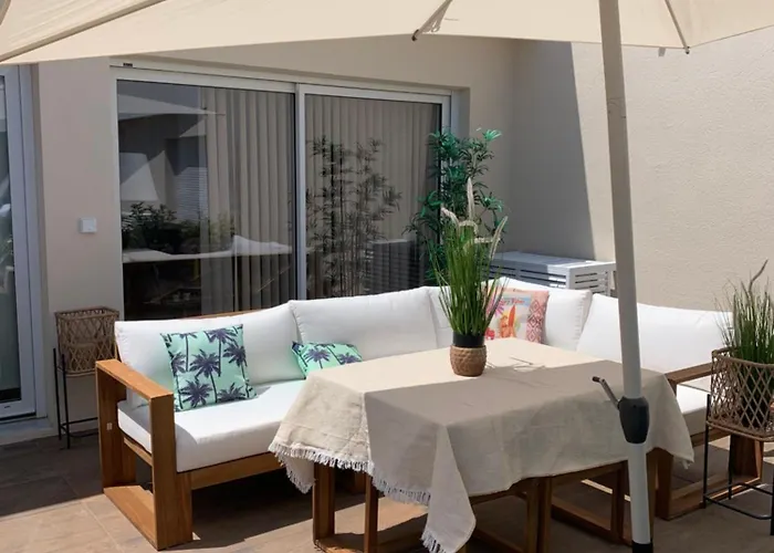 Cap Neree Petit Coin De Paradis Pieds Dans L Eau * Saint-Raphaël